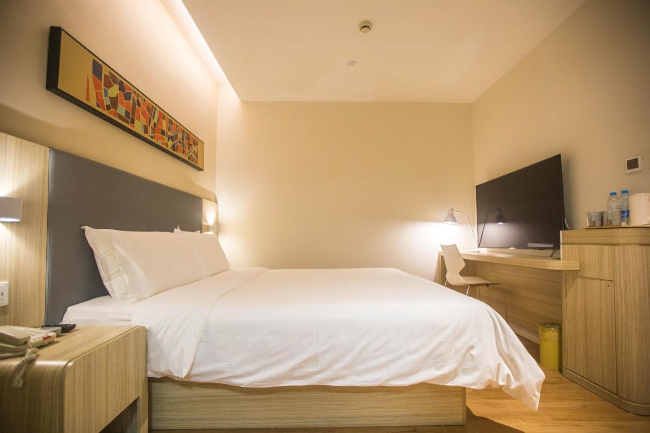 Hanting Premium Hotel Shanghai Plaza 66 Экстерьер фото