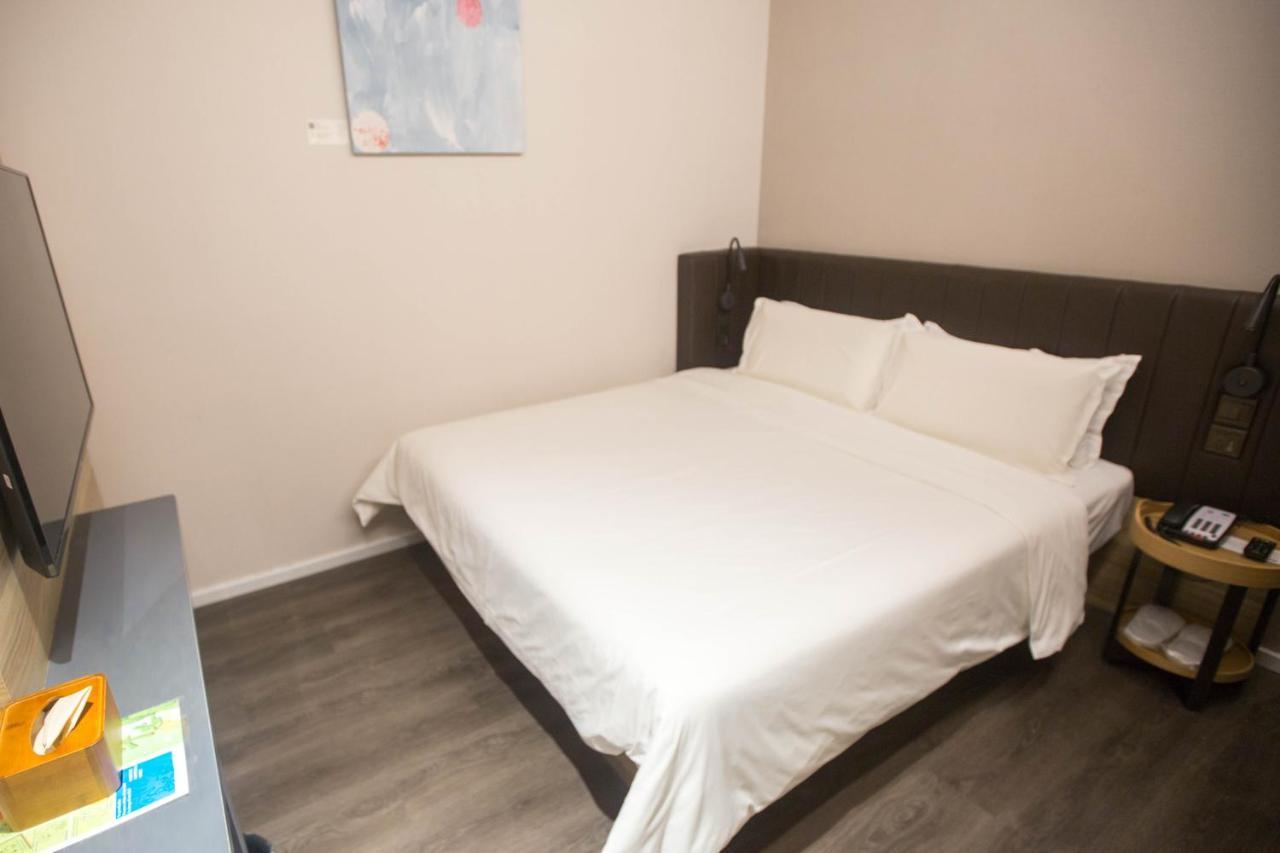 Hanting Premium Hotel Shanghai Plaza 66 Экстерьер фото